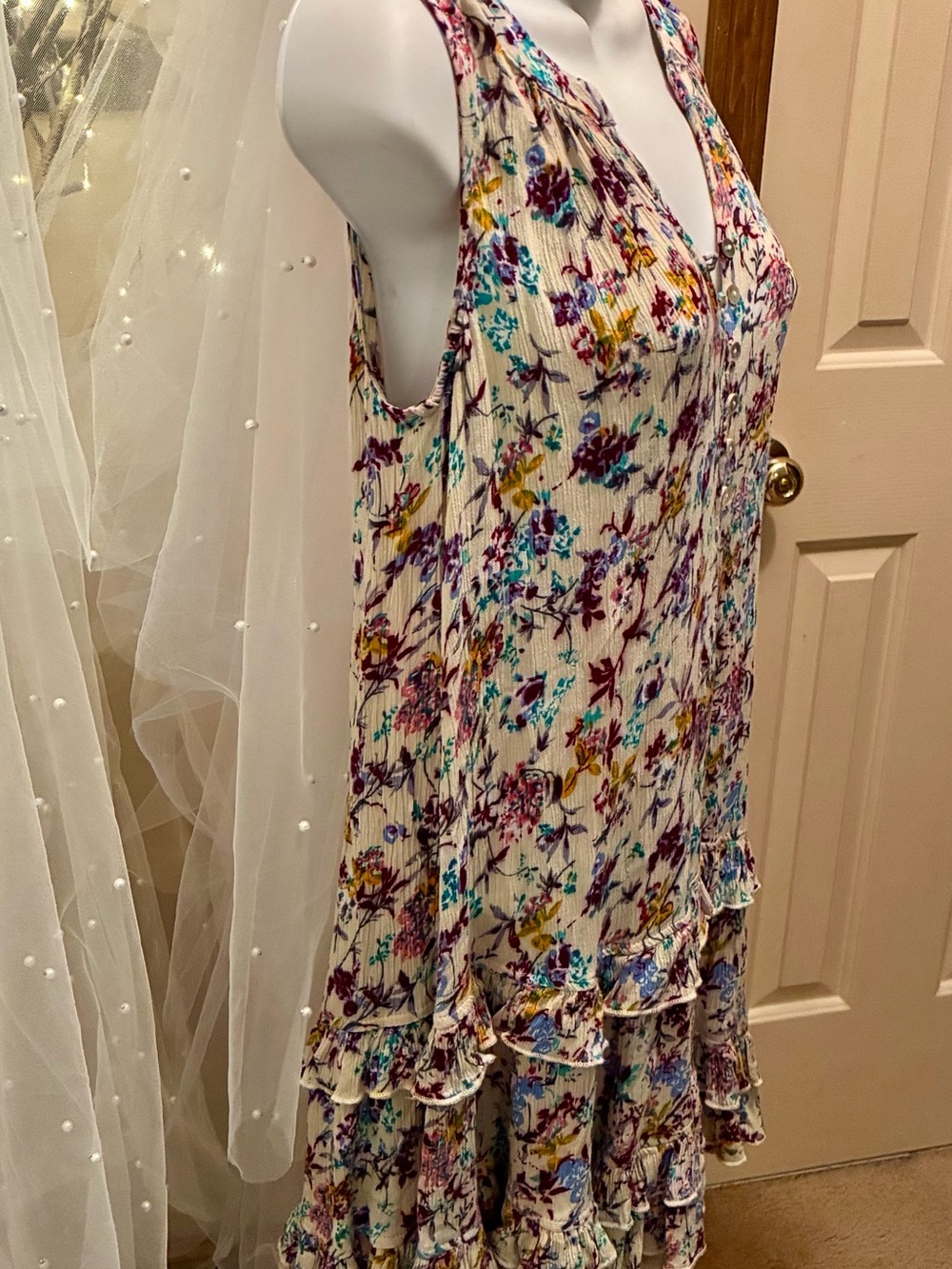 Love Floral Ruffled Sleeveless Mini Dress - Picture 3 of 7